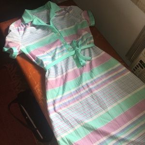 Vintage Pastel Collared Dress!